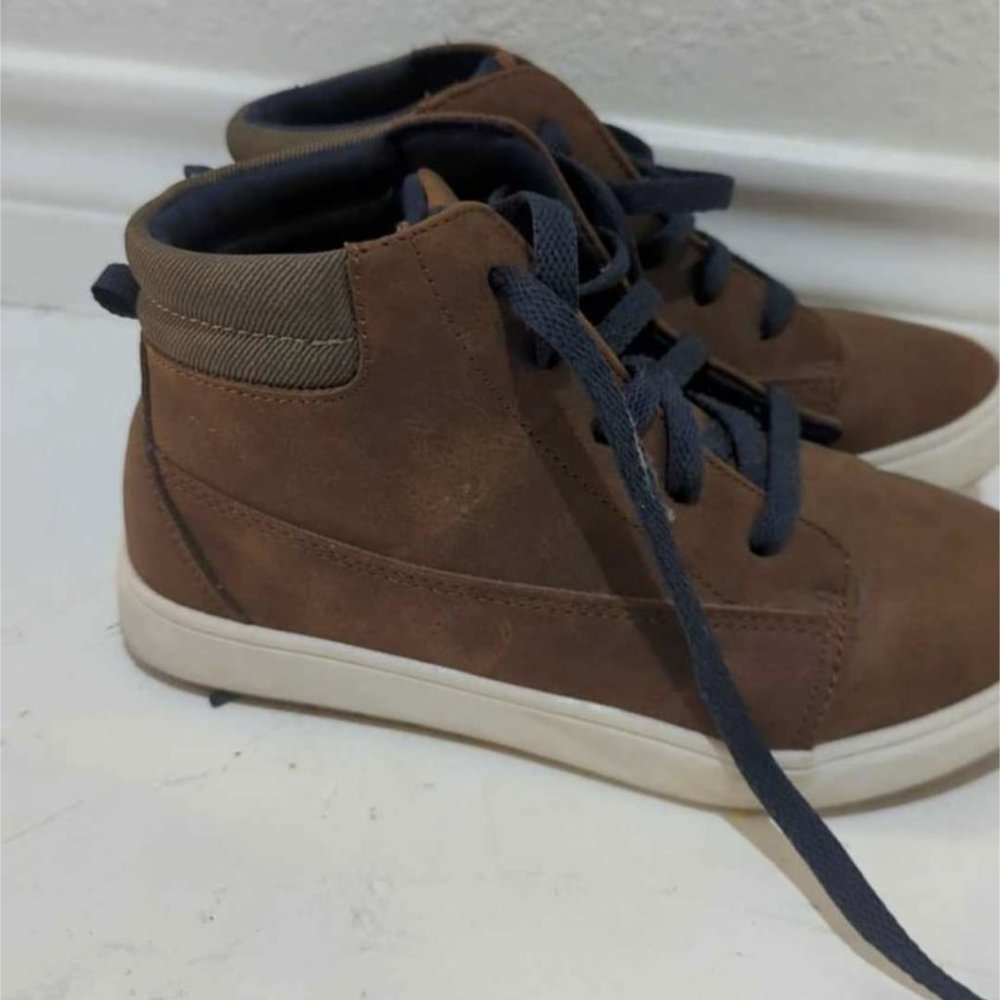 Wonder Nation boots